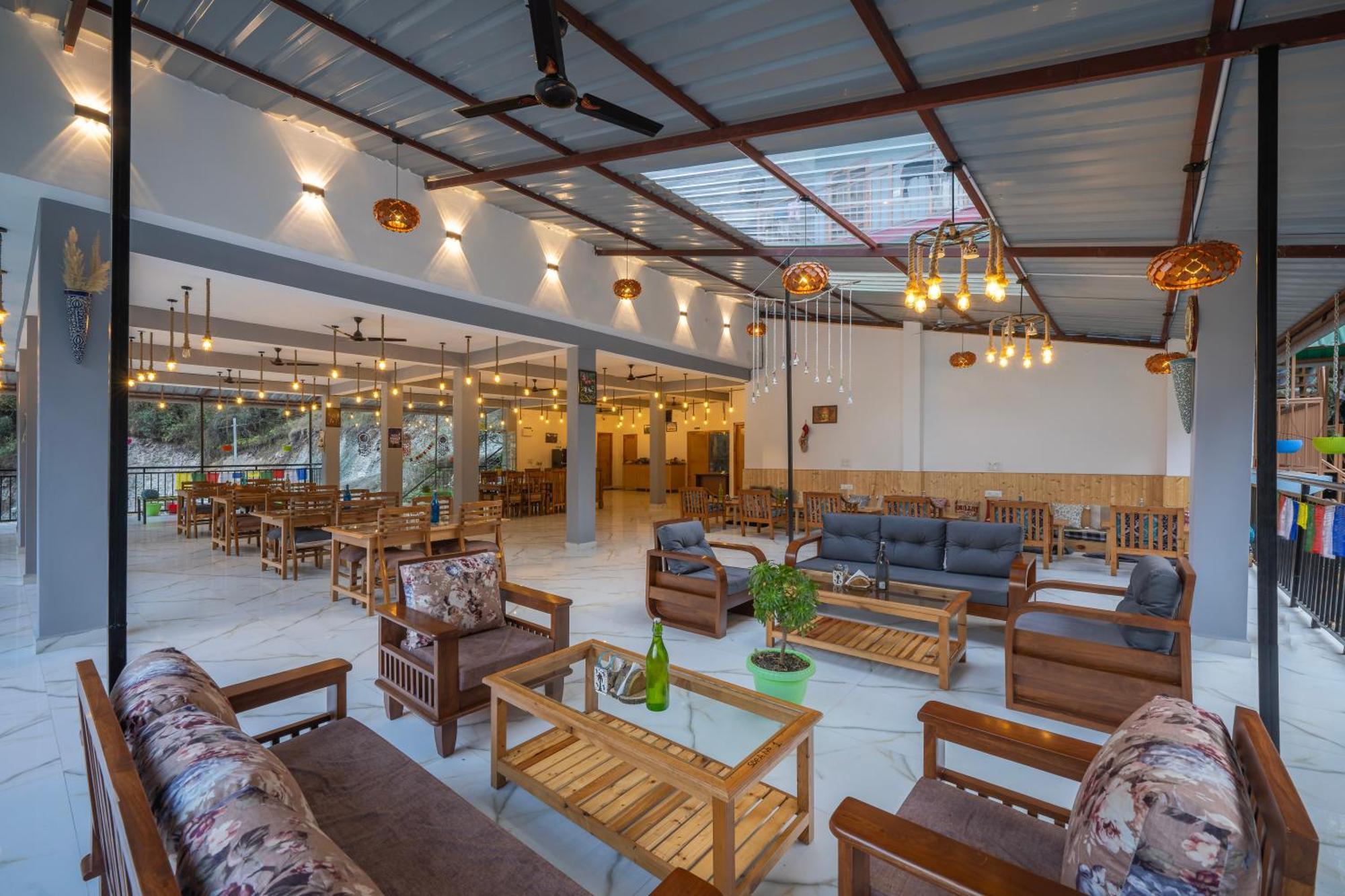 Sharda Resort-Tirthan Valley Banjār Eksteriør billede
